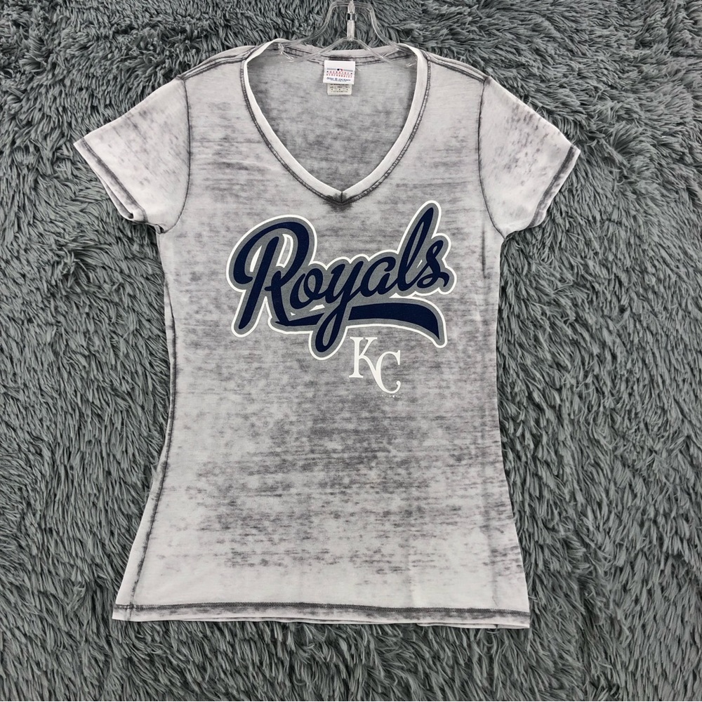 Genuine Merchandise Shirt 5th & Ocean Medium KC Royals Baseball Burnout